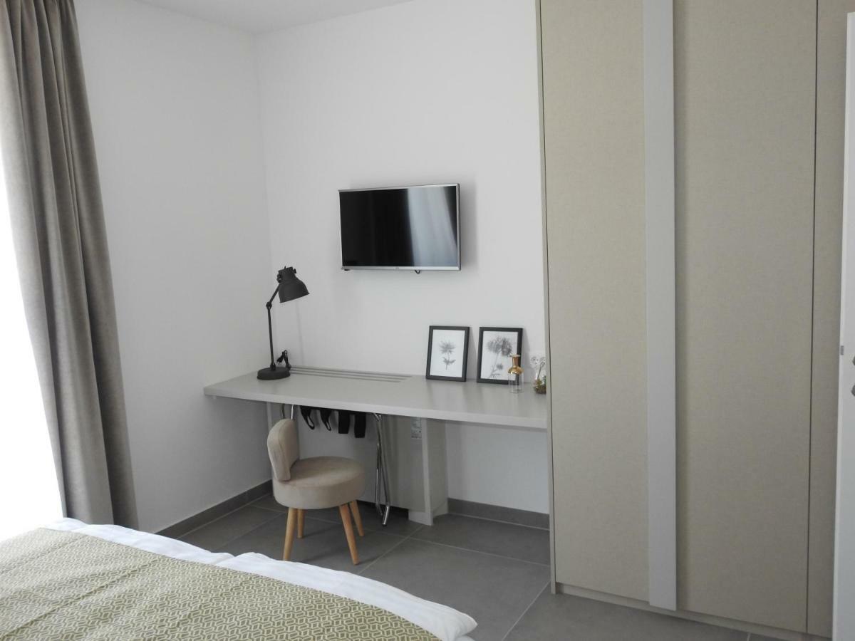 Luxury Apartments Magali 1 Rovinj Exterior photo