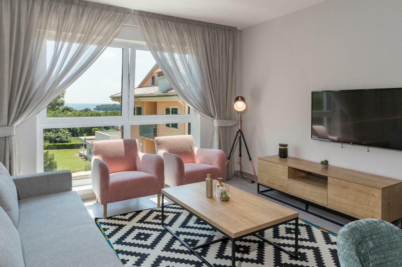 Luxury Apartments Magali 1 Rovinj Exterior photo