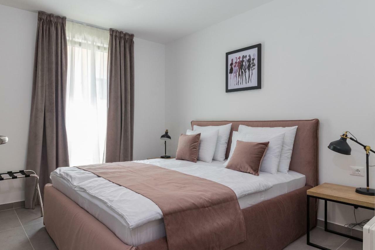 Luxury Apartments Magali 1 Rovinj Exterior photo